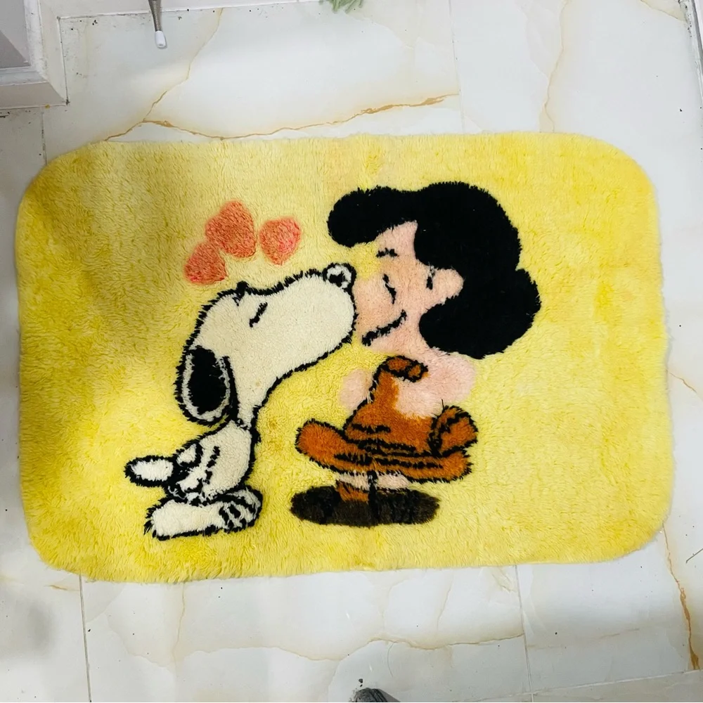 Vintage Peanuts Snoopy Loves Lucy Yellow Cartoon Character Rug Handmade